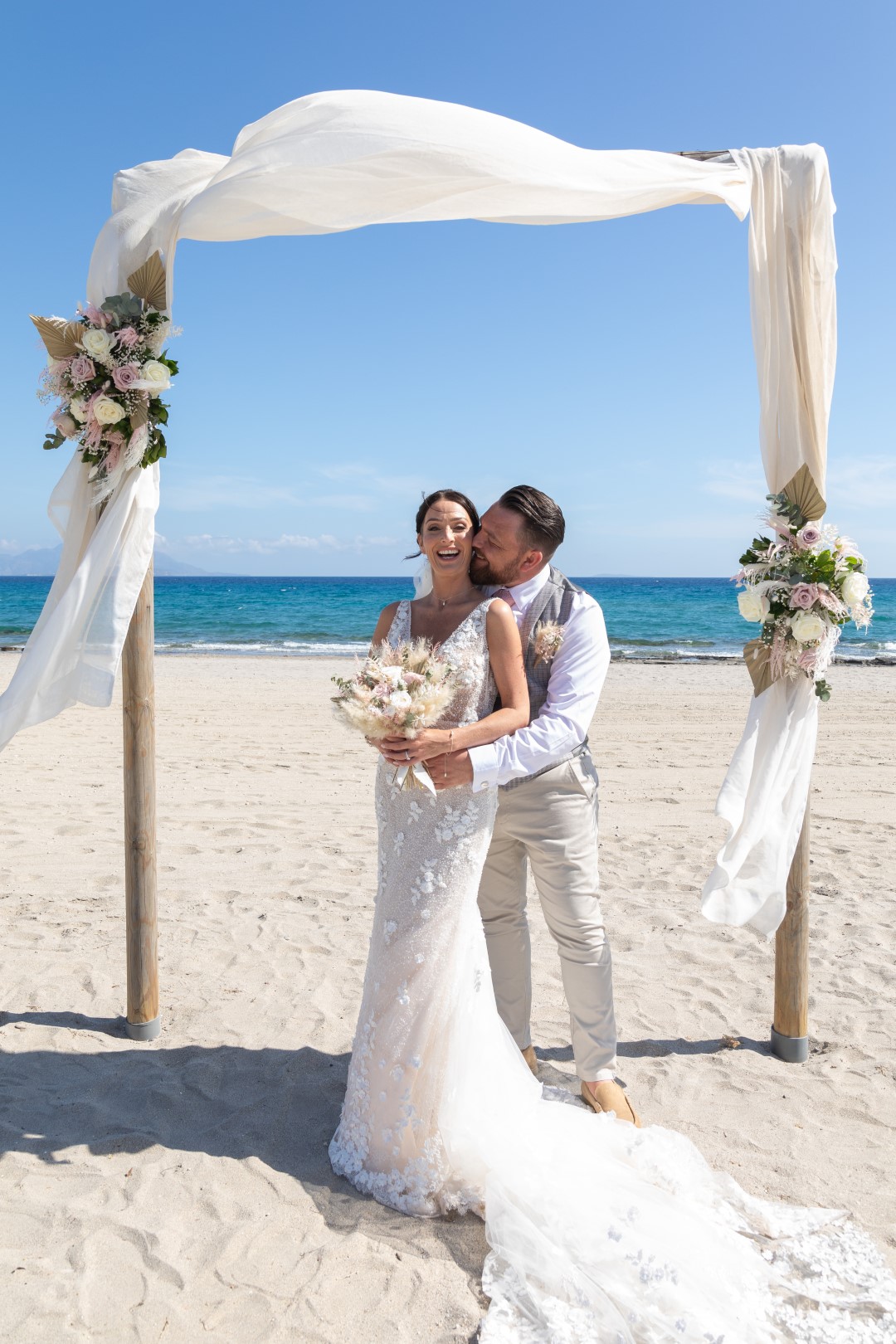 Book your wedding day in Blue Lagoon Village Kos